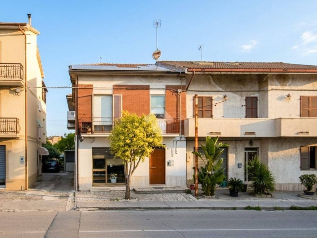 casa indipendente in vendita a Porto Sant'Elpidio