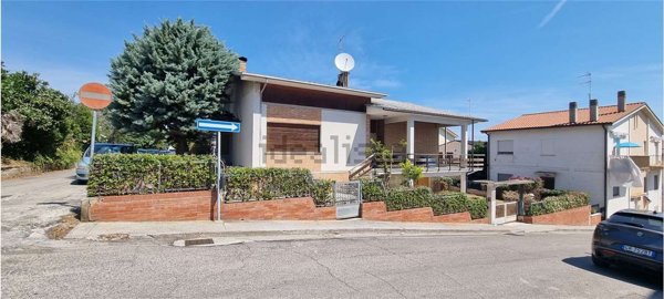 casa indipendente in vendita a Porto Sant'Elpidio