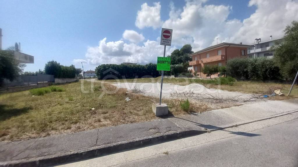 terreno agricolo in vendita a Porto Sant'Elpidio