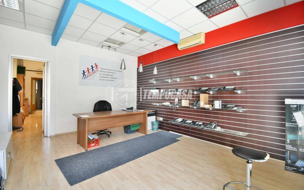 negozio in vendita a Porto Sant'Elpidio