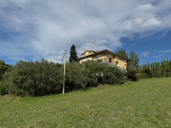 casa indipendente in vendita a Rapagnano in zona Piane di Rapagnano