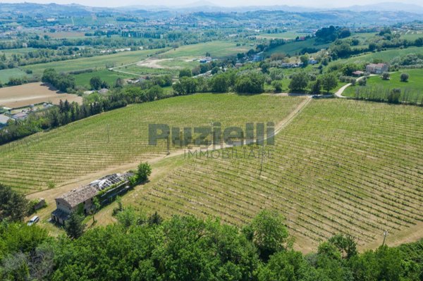 casa indipendente in vendita a Rapagnano