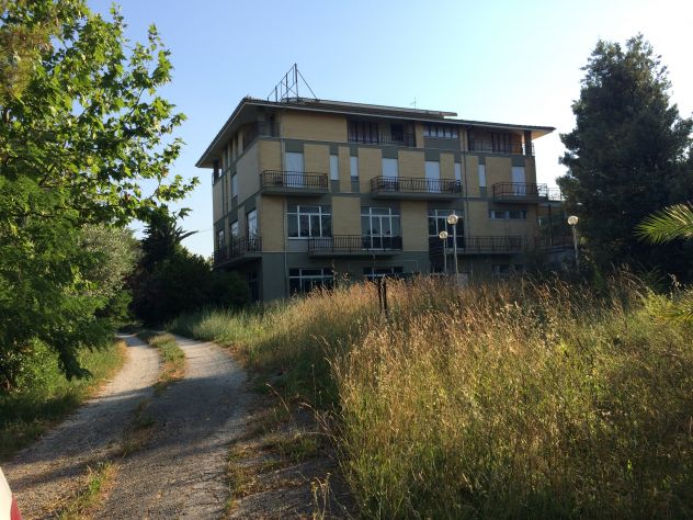 negozio in vendita a Rapagnano