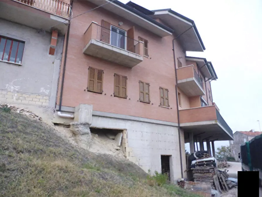 intera palazzina in vendita a Rapagnano