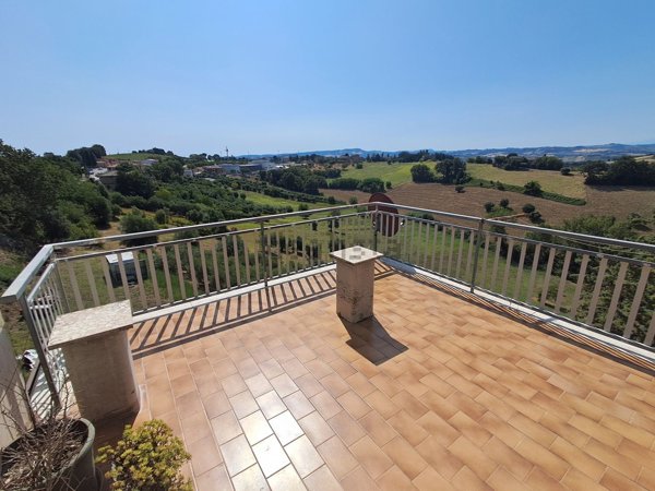 appartamento in vendita a Rapagnano in zona Piane di Rapagnano