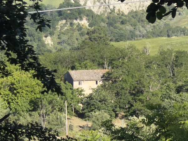 casa indipendente in vendita a Santa Vittoria in Matenano