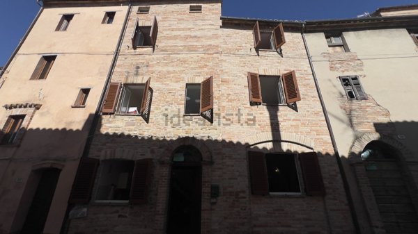 casa indipendente in vendita a Santa Vittoria in Matenano