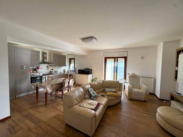 appartamento in vendita a Santa Vittoria in Matenano