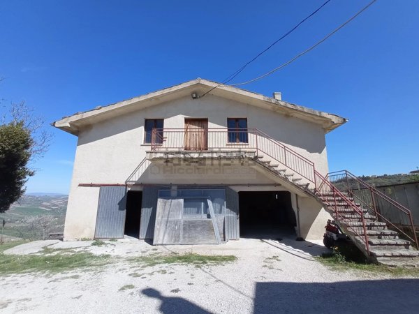 appartamento in vendita a Santa Vittoria in Matenano