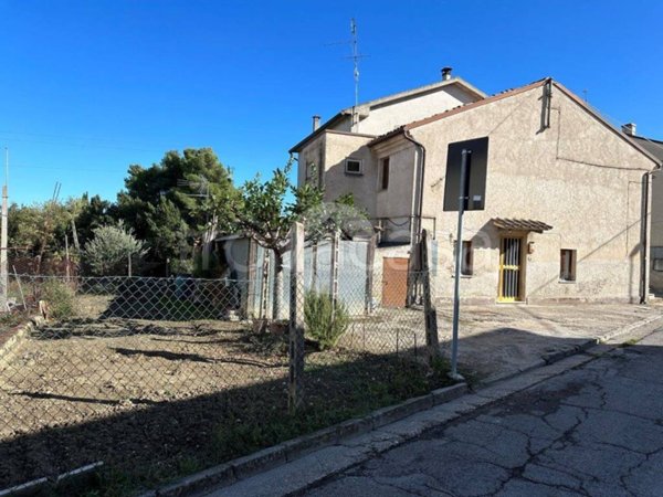 casa indipendente in vendita a Sant'Elpidio a Mare