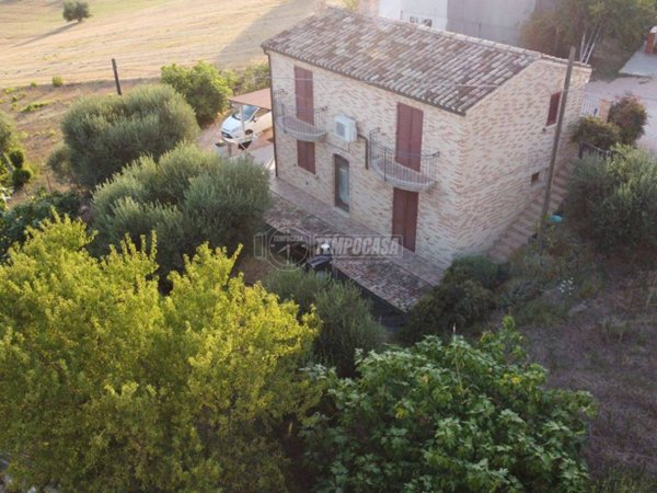 casa indipendente in vendita a Sant'Elpidio a Mare