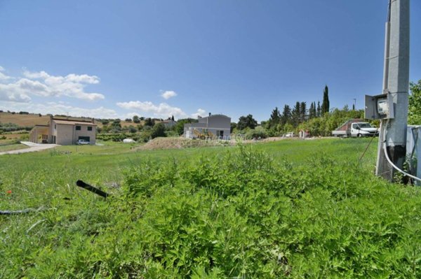 casa indipendente in vendita a Sant'Elpidio a Mare in zona Cretarola