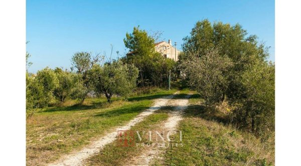 casa indipendente in vendita a Sant'Elpidio a Mare