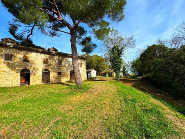 casa indipendente in vendita a Sant'Elpidio a Mare