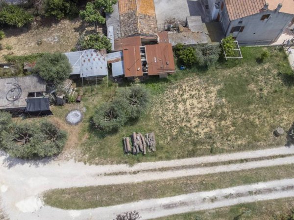 terreno agricolo in vendita a Sant'Elpidio a Mare in zona Cretarola