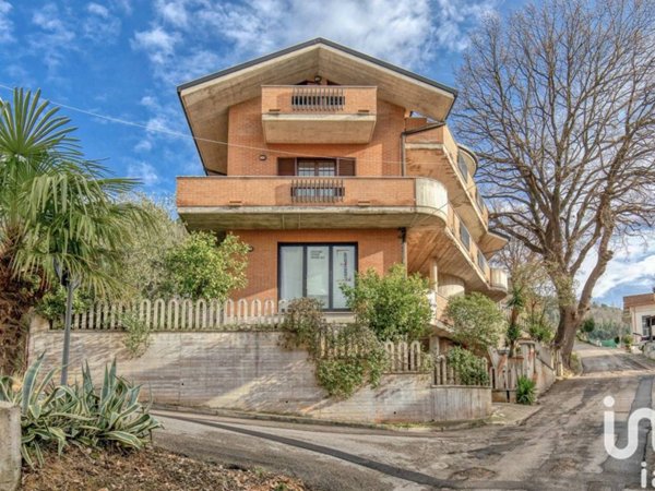 casa indipendente in vendita a Sant'Elpidio a Mare in zona Casette d'Ete