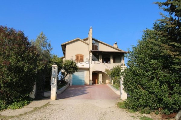 casa indipendente in vendita a Sant'Elpidio a Mare