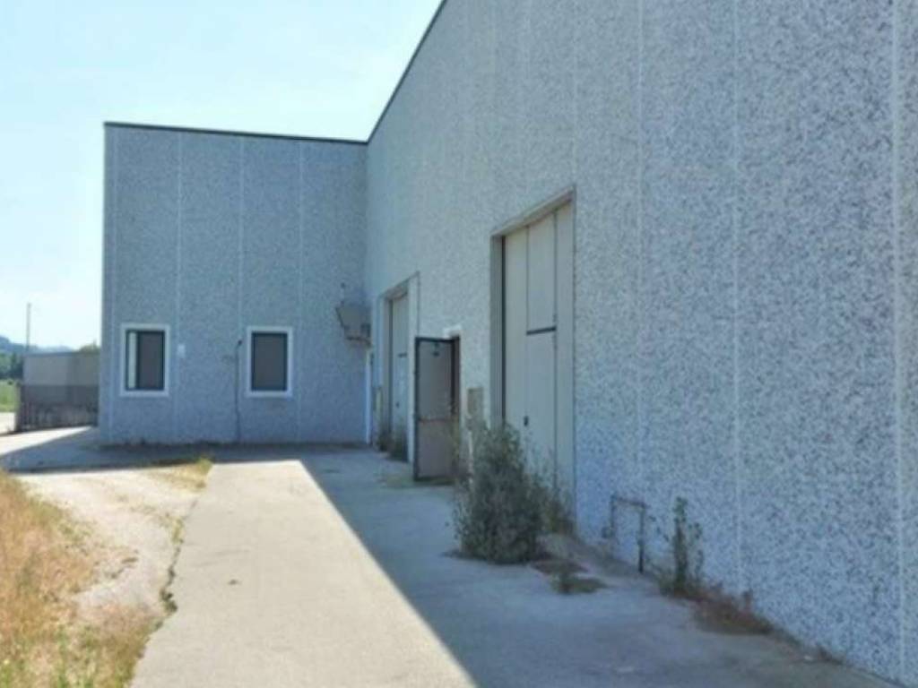 negozio in vendita a Sant'Elpidio a Mare