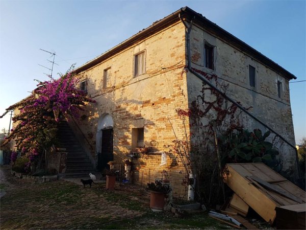 casa indipendente in vendita a Sant'Elpidio a Mare