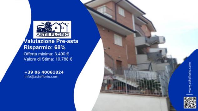 locale di sgombero in vendita a Sant'Elpidio a Mare
