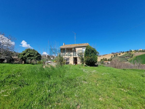 casa indipendente in vendita a Sant'Elpidio a Mare
