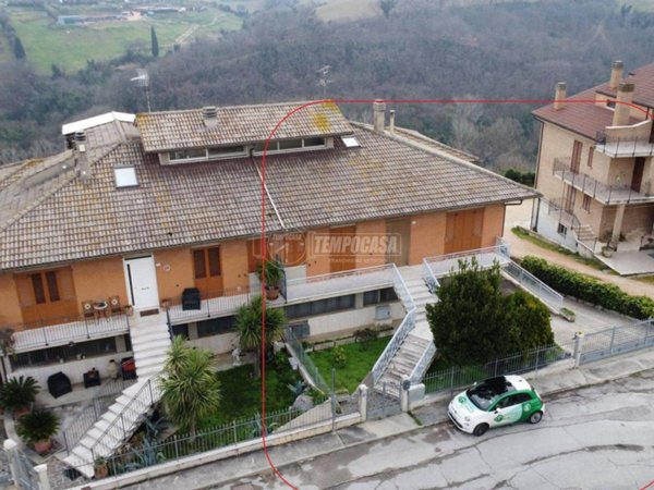 casa indipendente in vendita a Sant'Elpidio a Mare in zona Castellano
