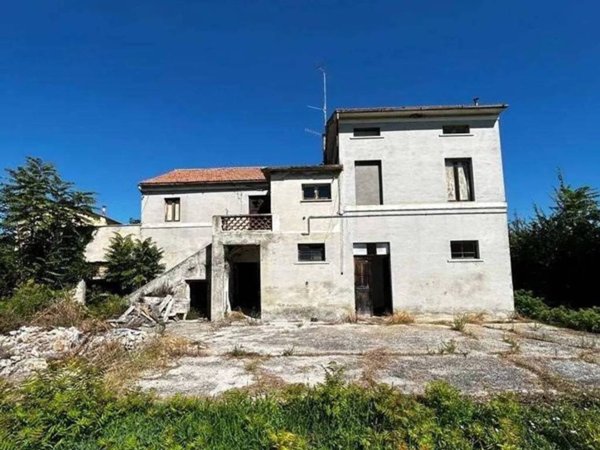 casa indipendente in vendita a Sant'Elpidio a Mare