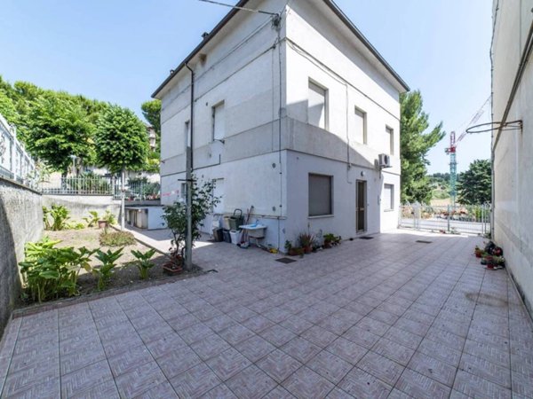 casa indipendente in vendita a Sant'Elpidio a Mare