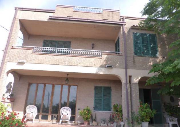 casa indipendente in vendita a Sant'Elpidio a Mare