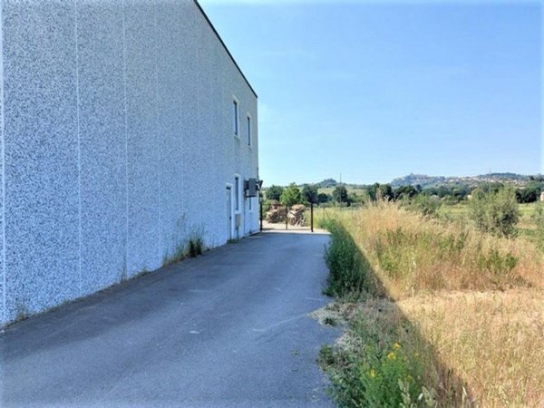 capannone in vendita a Sant'Elpidio a Mare
