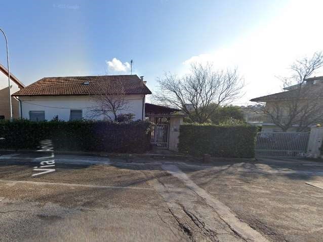 casa indipendente in vendita a Sant'Elpidio a Mare in zona Cascinare