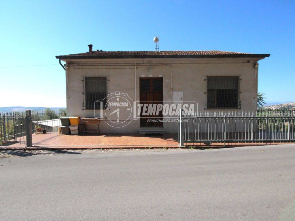 casa indipendente in vendita a Sant'Elpidio a Mare