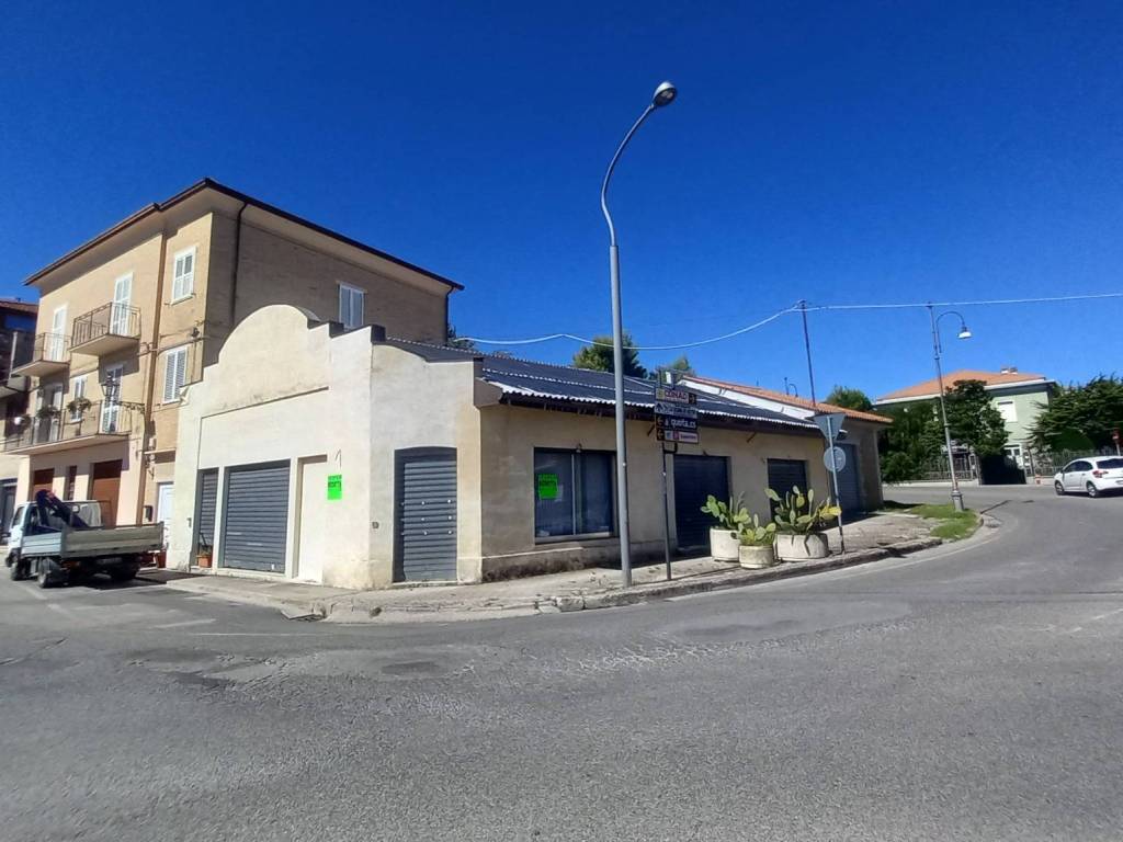 negozio in vendita a Sant'Elpidio a Mare