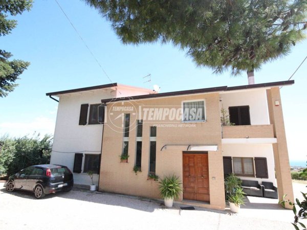 casa indipendente in vendita a Sant'Elpidio a Mare