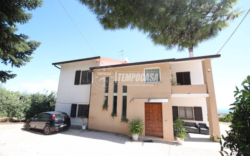 casa indipendente in vendita a Sant'Elpidio a Mare