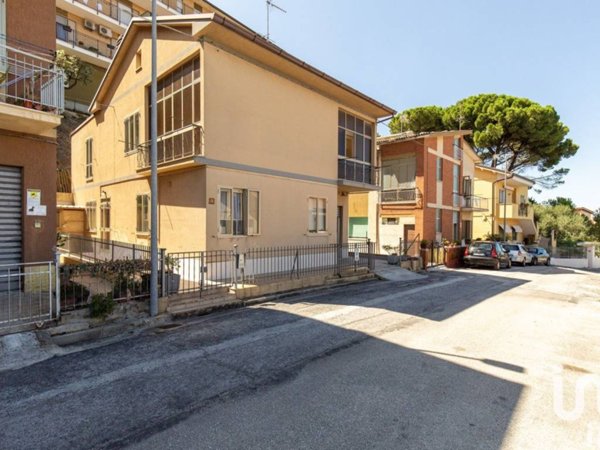 casa indipendente in vendita a Sant'Elpidio a Mare