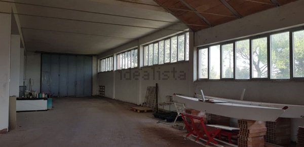 capannone in vendita a Sant'Elpidio a Mare