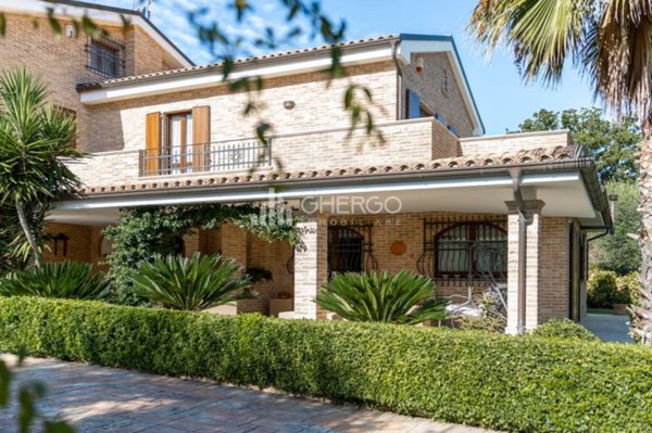 casa indipendente in vendita a Sant'Elpidio a Mare