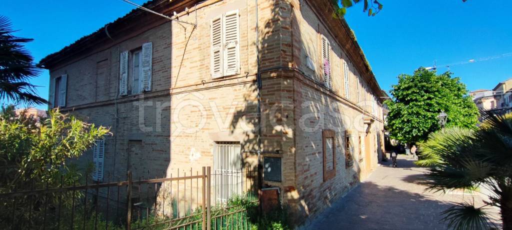 casa indipendente in vendita a Sant'Elpidio a Mare