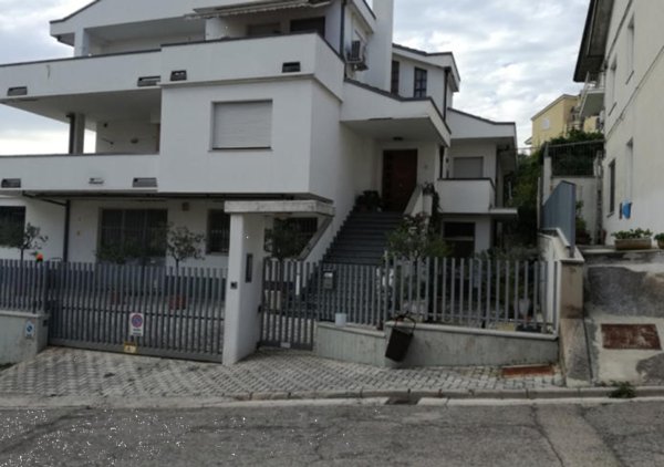 casa indipendente in vendita a Sant'Elpidio a Mare