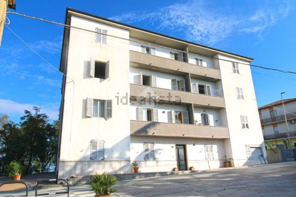 appartamento in vendita a Sant'Elpidio a Mare in zona Cascinare