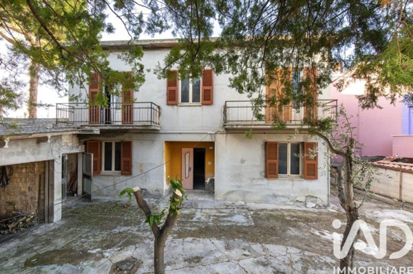 casa indipendente in vendita a Sant'Elpidio a Mare in zona Cascinare