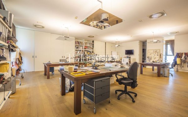 locale commerciale in vendita a Sant'Elpidio a Mare