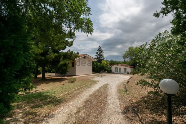 casa indipendente in vendita a Sant'Elpidio a Mare