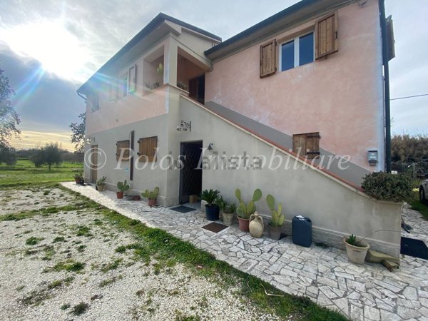 casa indipendente in vendita a Sant'Elpidio a Mare