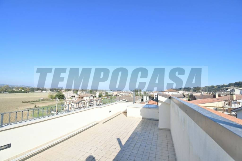 appartamento in vendita a Sant'Elpidio a Mare in zona Bivio Cascinare