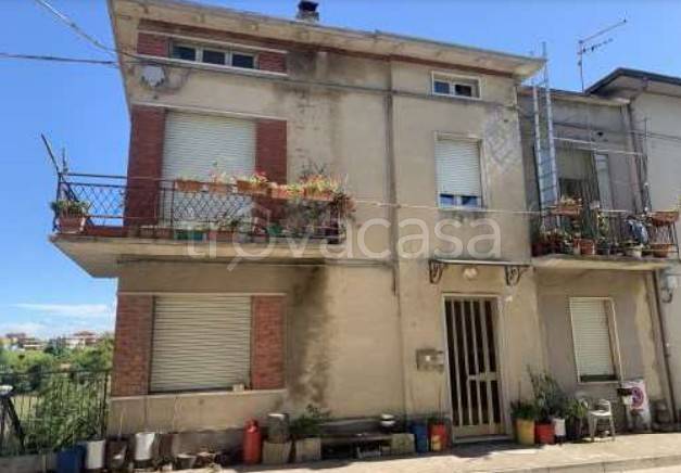 casa indipendente in vendita a Sant'Elpidio a Mare in zona Cascinare