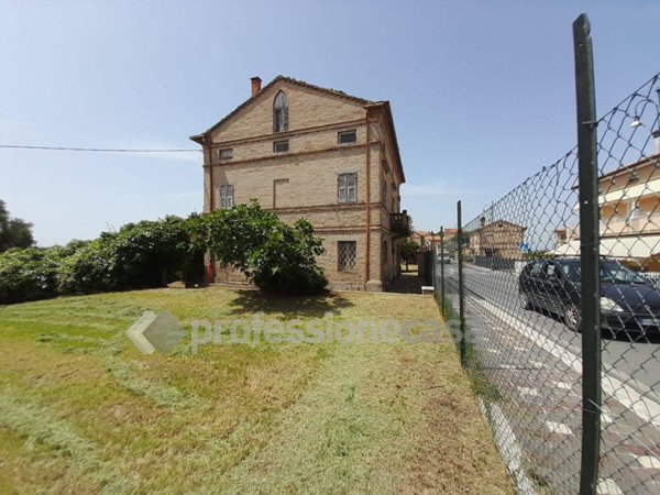 casa indipendente in vendita a Sant'Elpidio a Mare