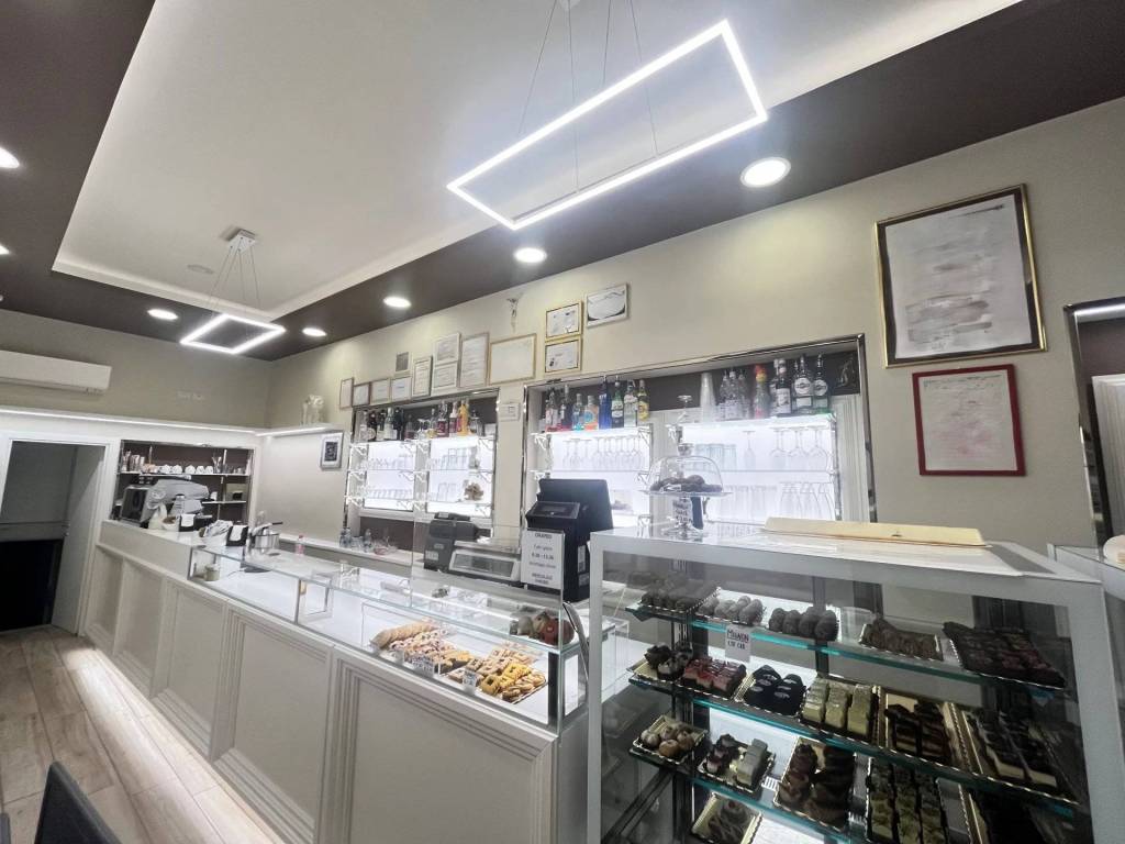 negozio in vendita a Sant'Elpidio a Mare