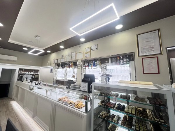 negozio in vendita a Sant'Elpidio a Mare